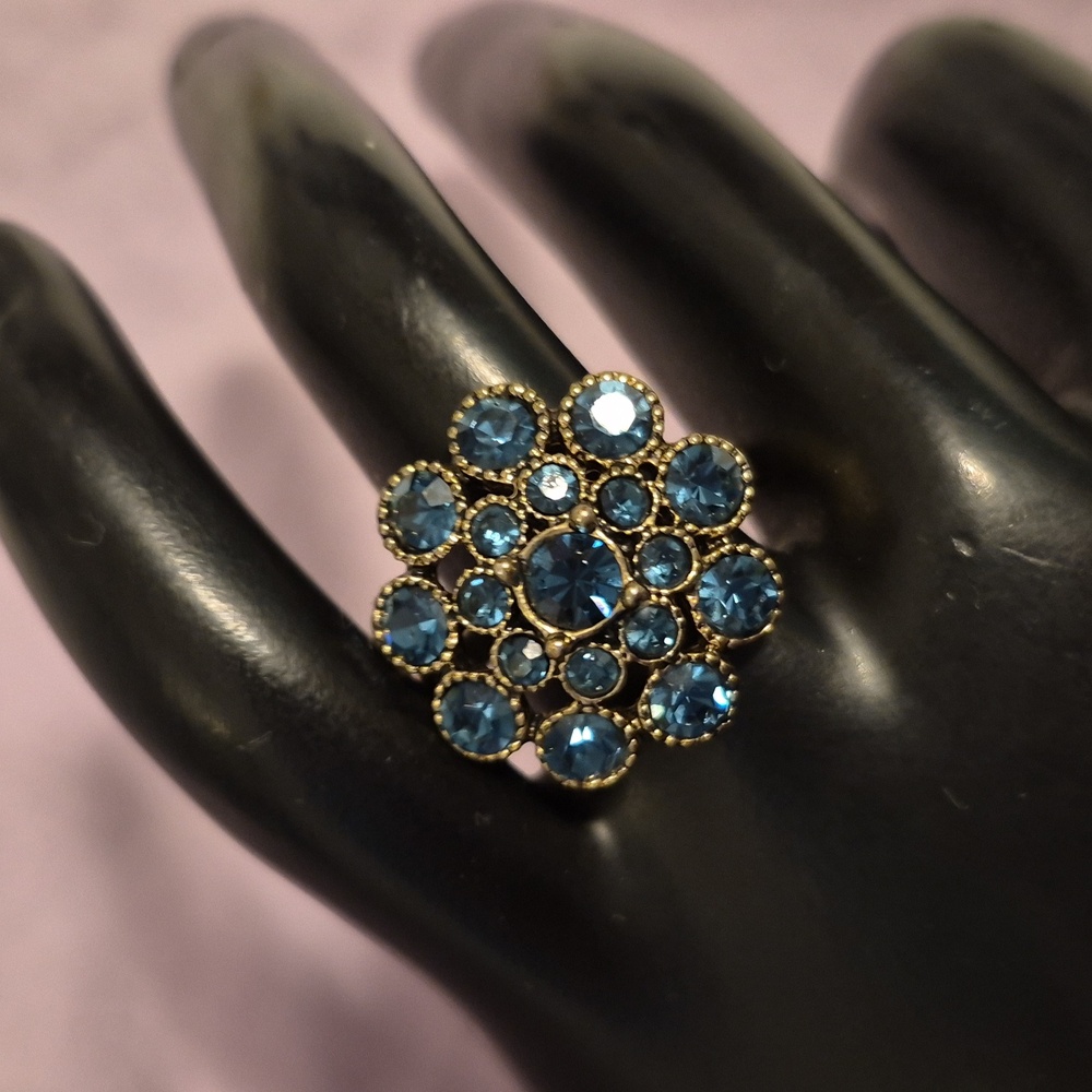 Vintage Blue Green Gem Rhinestone stone Floral Cluster Statement Ring Sz 7